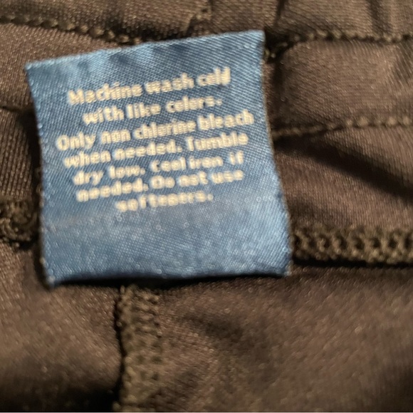 Reebok women’s long bike shorts size L - Picture 3 of 4